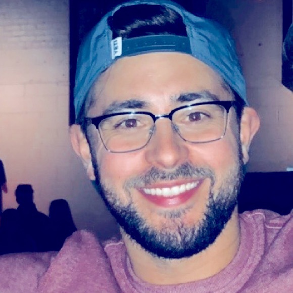 Meet your Posher, David - Picture 1 of 3